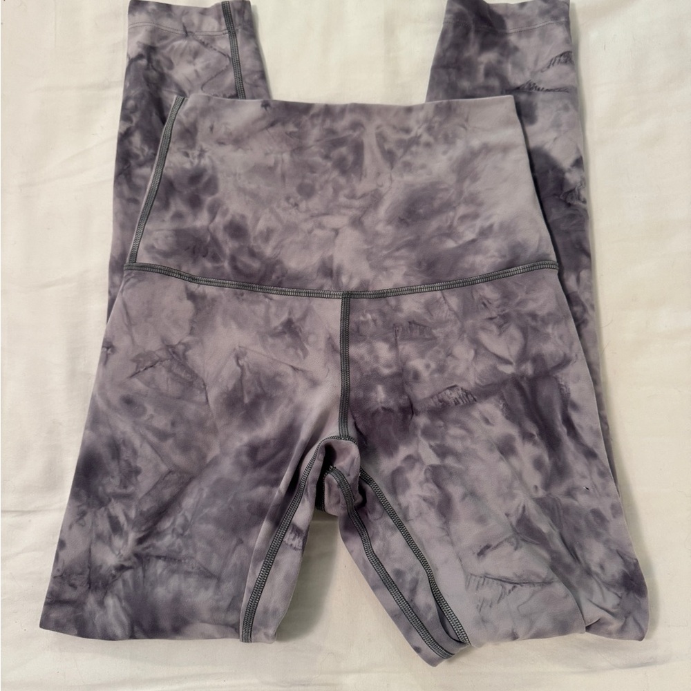 Lululemon ultra high rise diamond legging size 4